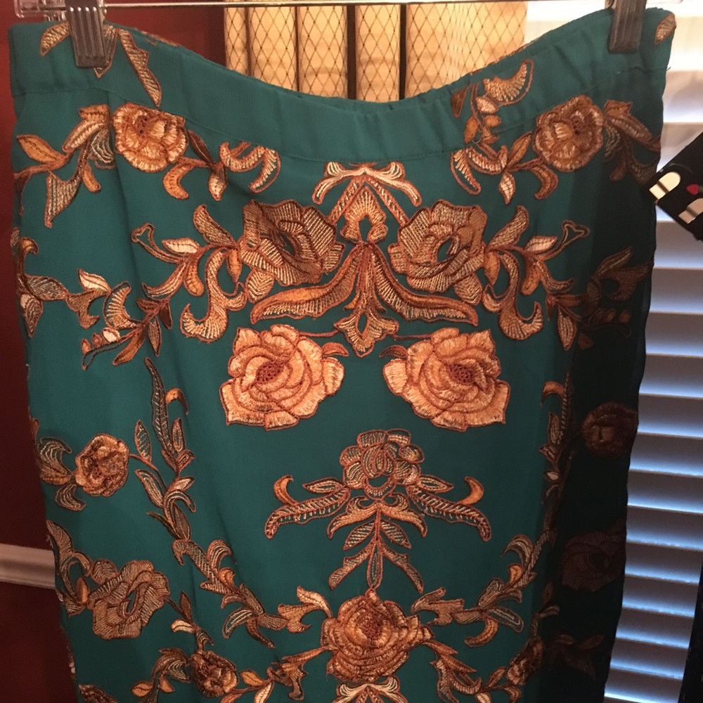 NWT Anthropolgie pencil skirt - Picture 2 of 5